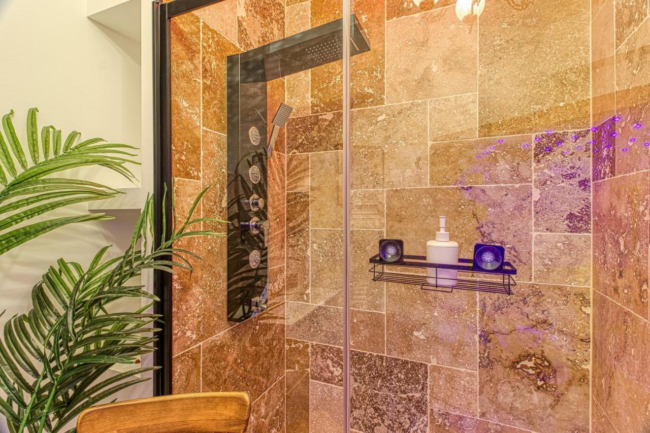 Le Saint-Pierre - Idealement Situe Avec Sauna กาเลส์ ภายนอก รูปภาพ